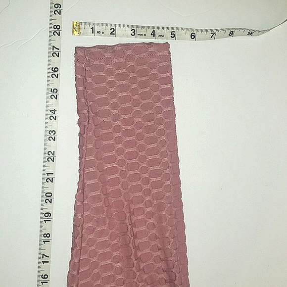 Cacia High Rise Scrunch Butt Honeycomb Bubble Texture Mauve Slimming Leggings L - Picture 15 of 16
